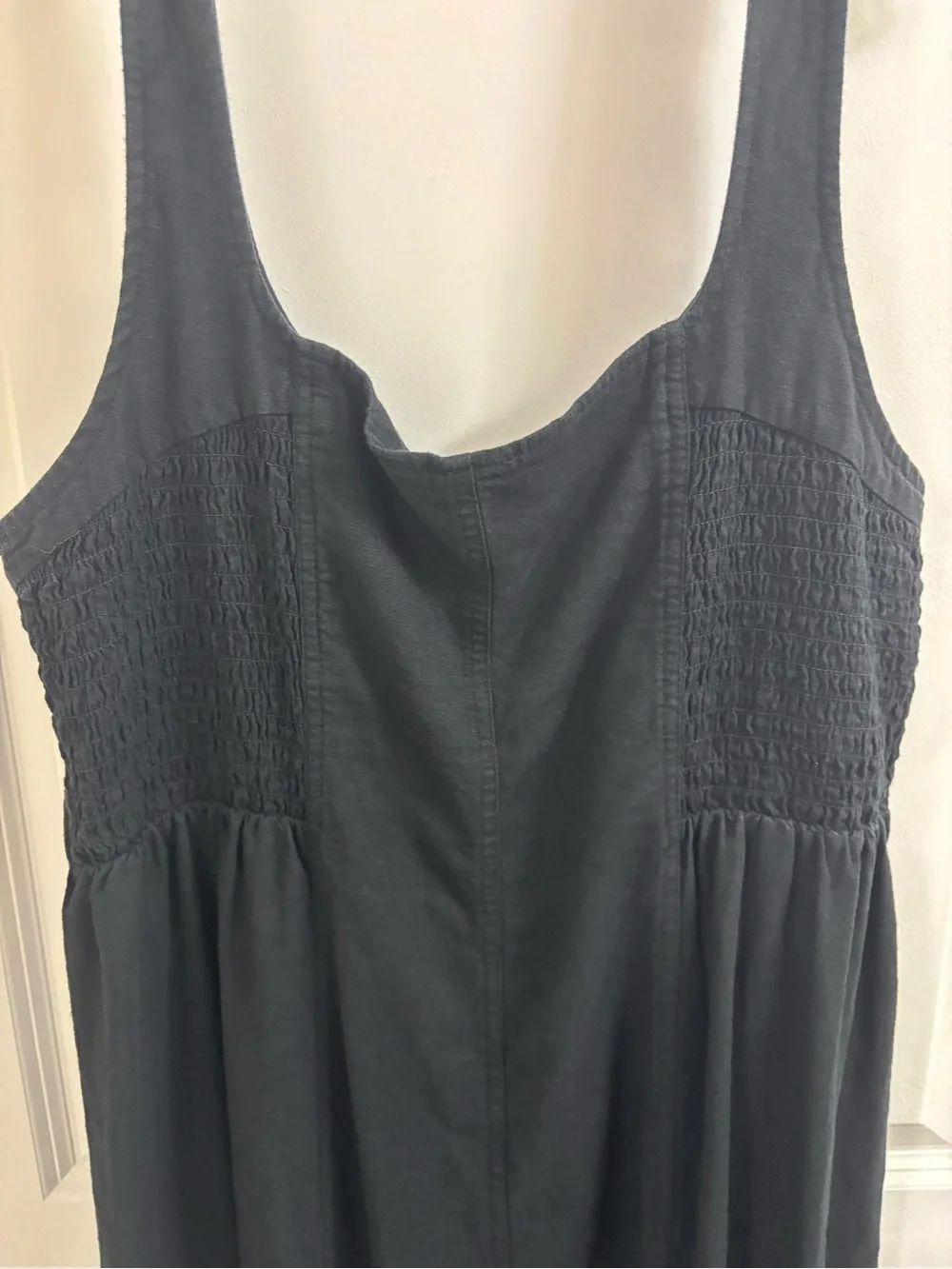 Old Navy Linen Square-Neck Midi Dress - Picture 6 of 6